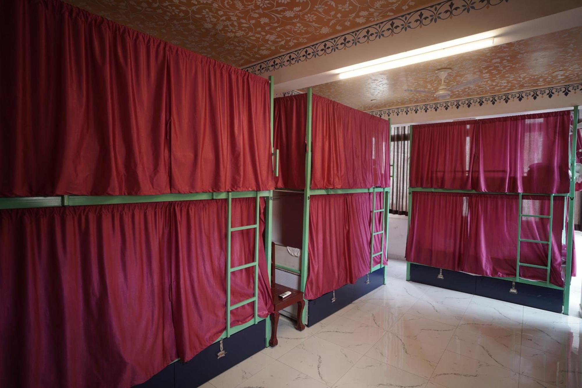 Hostel Funky Bunky Udaipur Exterior photo